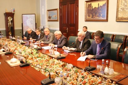 ​SOCAR prezidenti İranın neft nazirinin müavini ilə görüşüb