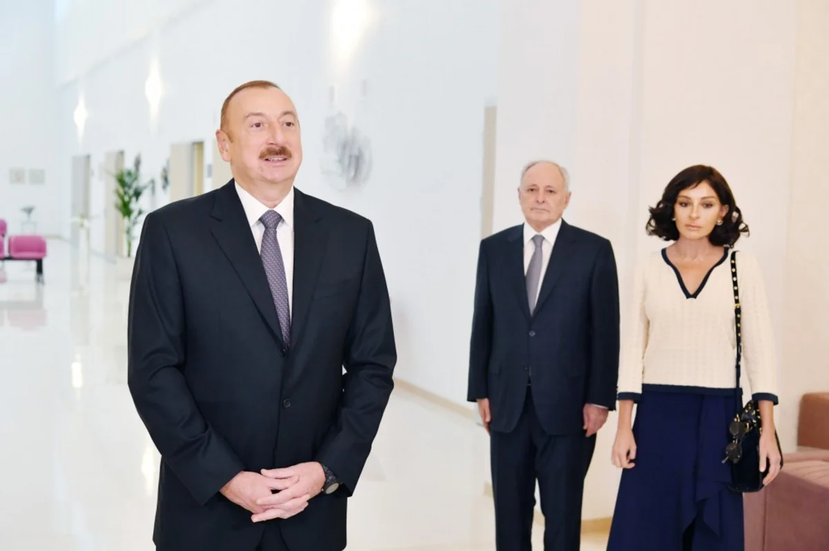 Prezident İlham Əliyev Bakıda Elmi-Tədqiqat Tibbi Bərpa İnstitutunda əsaslı yenidənqurmadan sonra yaradılan şəraitlə tanış olub - YENİLƏNİB