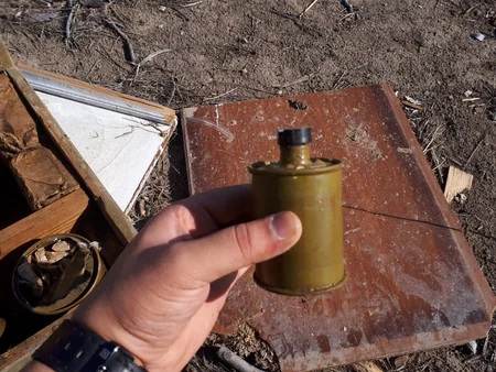 В Агдаме обнаружены брошенные противником боеприпасы