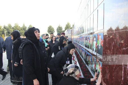 Qərb bölgəsində 20 Yanvar şəhidlərinin anım mərasimləri keçirilib
