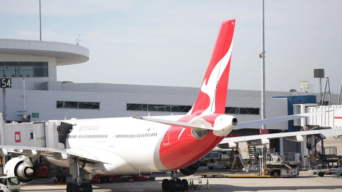 Qantas flight makes emergency landing in Sydney after smoke spotted in cockpit