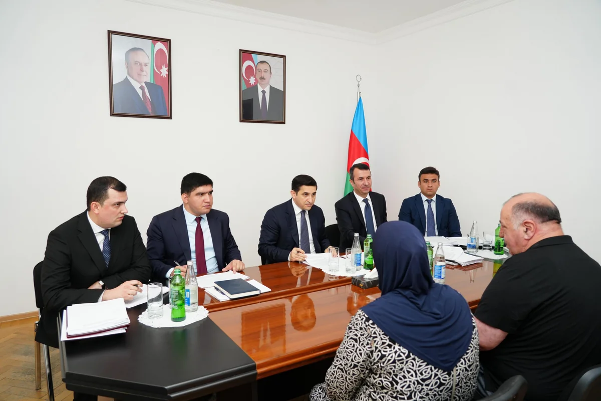 Fərid Əhmədov Ağsuda vətəndaşları qəbul edib