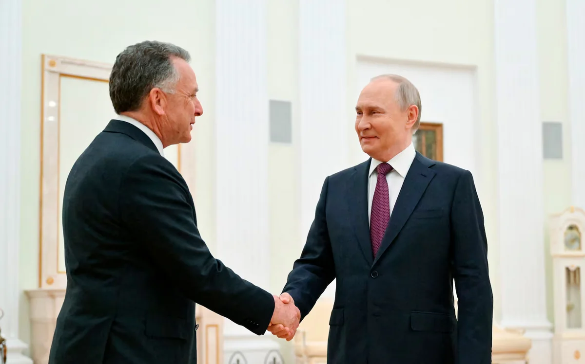 Donald Tramp: Nümayəndəmin Putinlə görüşü yaxşı keçib