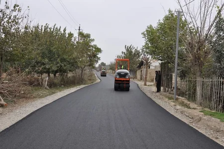 Biləsuvarda bu il 23 küçə və 5 dalanda yollar yenidən qurulub