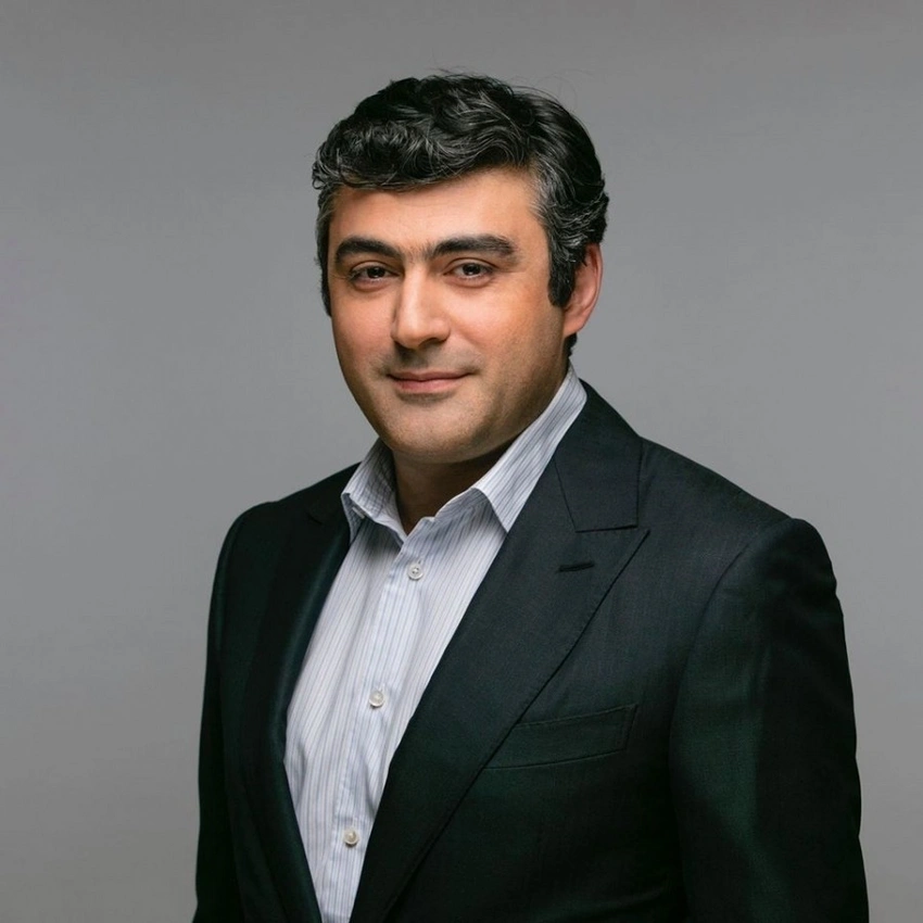 Gürcüstanın baş infeksionistinin oğlu koronavirusa yoluxdu