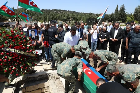 Birinci Qarabağ müharibəsində itkin düşmüş, 31 il sonra meyit qalıqları tapılmış şəhid dəfn olunub