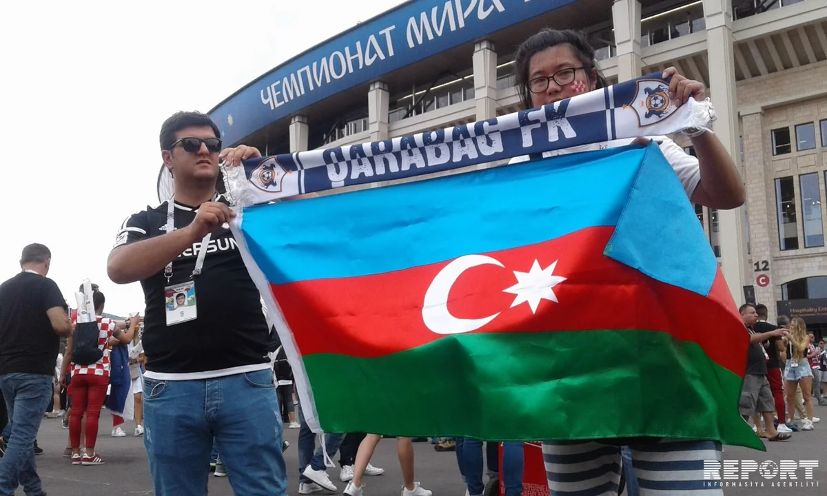 Болельщики Карабаха - на матче Франция-Хорватия - ФОТОРЕПОРТАЖ