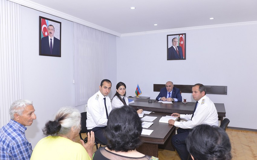 Baş prokuror Ağstafa rayonunda vətəndaşları qəbul edib