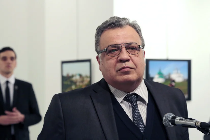 Российская делегация отправилась в Турцию для расследования смерти Андрея Карлова