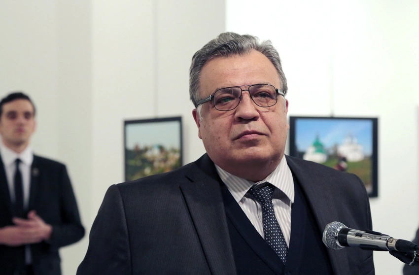 Rusiya nümayəndə heyəti Andrey Karlovun öldürülməsini araşdırmaq üçün Türkiyəyə yola düşüb