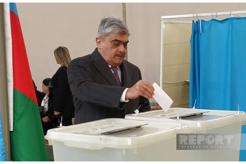 Samir Şərifov səs verib