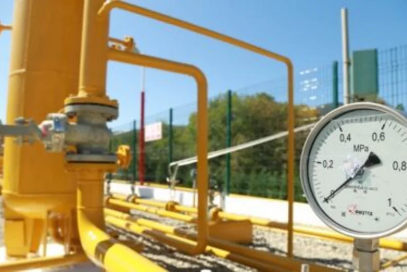 Биржевые цены на газ в Европе держатся на уровне около 1800 долларов