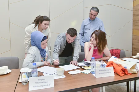 Jurnalistlər üçün gender həssaslığı mövzusunda təlim keçirilib