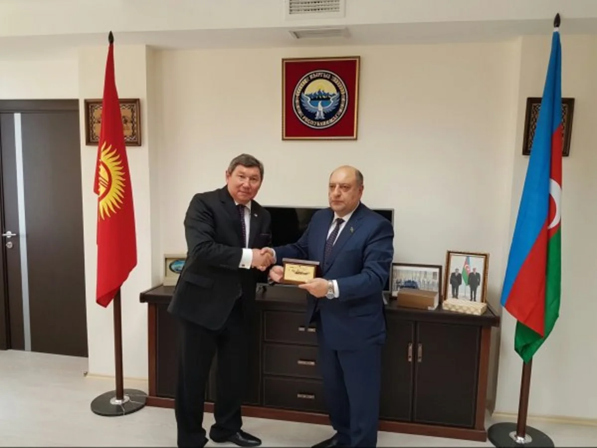 Milli Məclisin deputatı Gəncədə Çingiz Aytmatova abidə ucaldılmasına yardım etməyə hazırdır