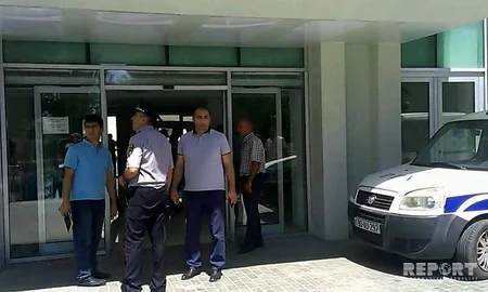 Lənkəranda aptekin vitrin şüşələrinin üstünə yıxılan kişi ölüb - YENİLƏNİB - FOTO - VİDEO