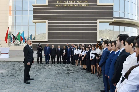 Prezident İlham Əliyev Bakı Ali Neft Məktəbinin kampusunun açılışında iştirak edib - YENİLƏNİB