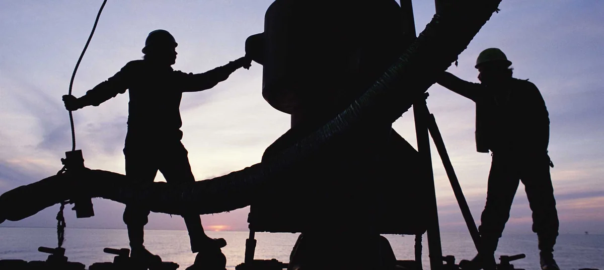 Turkmenistan increases oil transit through Azerbaijan