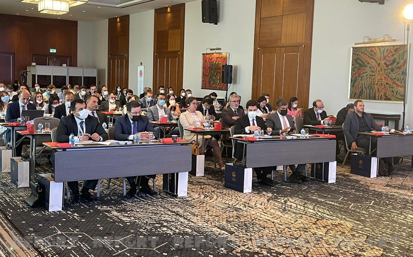 İstanbulda “Türk Şurası sosial media tədris proqramı” mövzusunda təlim proqramı keçirilir