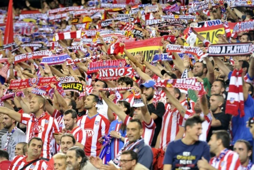Atletiko  Real matçında fanatın hücumu nəticəsində mühafizəçi kor olub