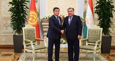 Qırğız və Tacikistan prezidentləri görüşüb