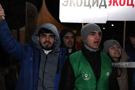 Xankəndi-Laçın yolunda aksiya 48 gecədir davam edir, şüarlar səsləndirilir
