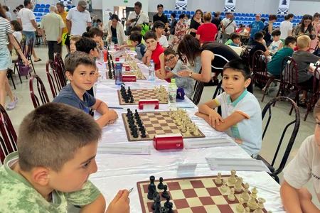 Azərbaycan şahmatçısı Gürcüstanda keçirilən beynəlxaq turnirdə ikinci yeri tutub