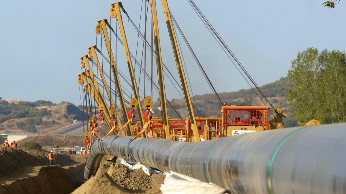 TAP-ın Yunanıstan və Albaniya hissəsində boruların 98%-i xəndəyə endirilib