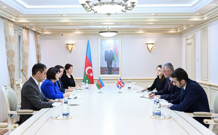 Britaniya səfiri: Azərbaycanla Ermənistan arasında sülh müqaviləsinin imzalanması vacibdir