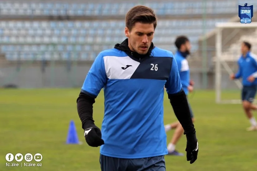 Zirə klubu serbiyalı futbolçusu ilə vidalaşıb