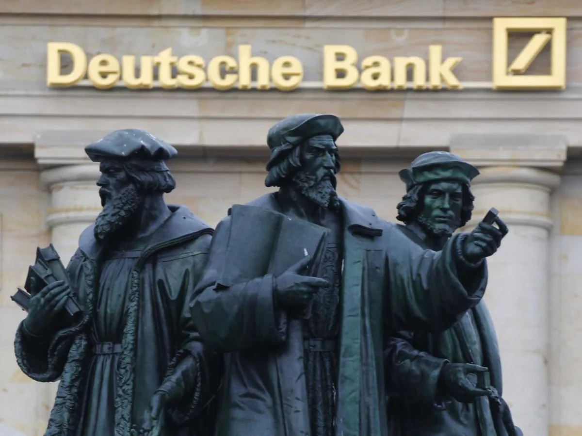 Deutsche Bank Londondan 450 milyard avroluq aktivini çıxardır