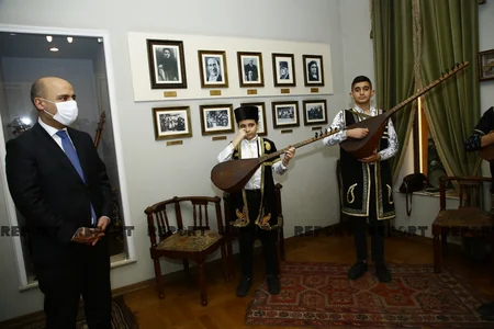 Emin Əmrullayevin Gürcüstana səfəri başlayıb