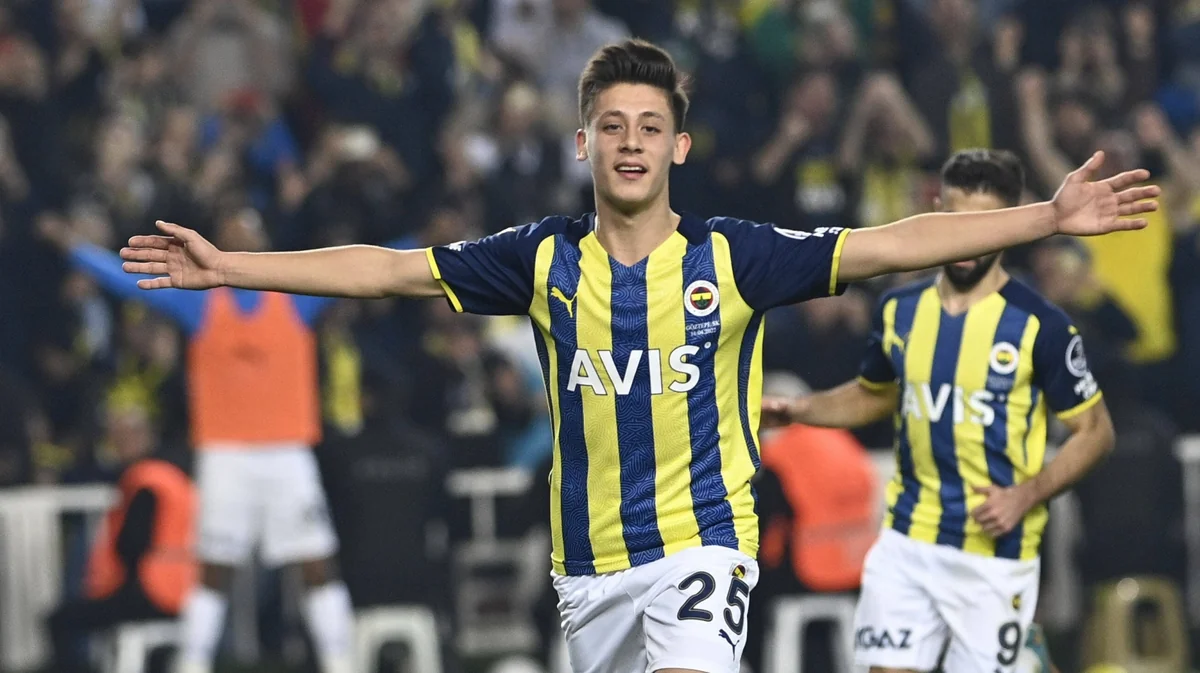 Bavariya 17 yaşlı türkiyəli futbolçu ilə maraqlanır