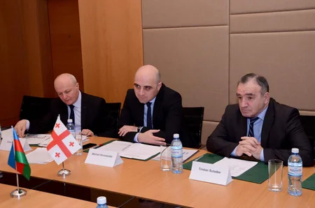 Azərbaycan və Gürcüstan avtomobil və yük daşımaları üçün icazələr müəyyənləşdirəcək
