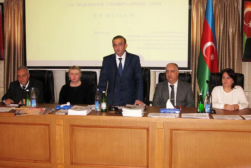 Bakıda iribuynuzlu heyvanların virus xəstəliklərinə dair seminar keçirilib