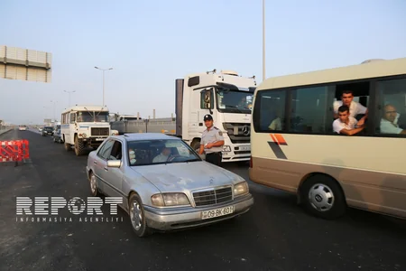 Rayon qeydiyyatında olan avtomobillərin Bakıya daxil olmasına qoyulan qadağanın tətbiqinə başlanılıb - FOTOREPORTAJ