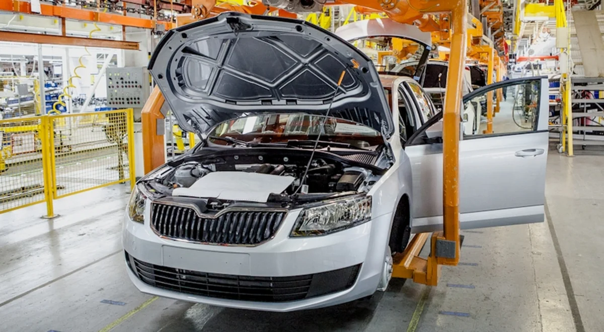 Экспорт легковых авто из России в Азербайджан вырос