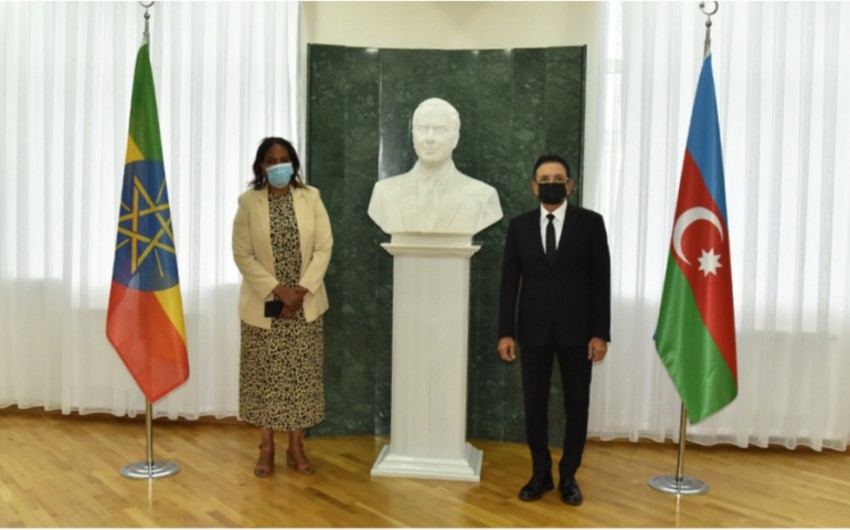 Mədət Quliyev Efiopiyanın müdafiə nazirinin müavini ilə görüşüb