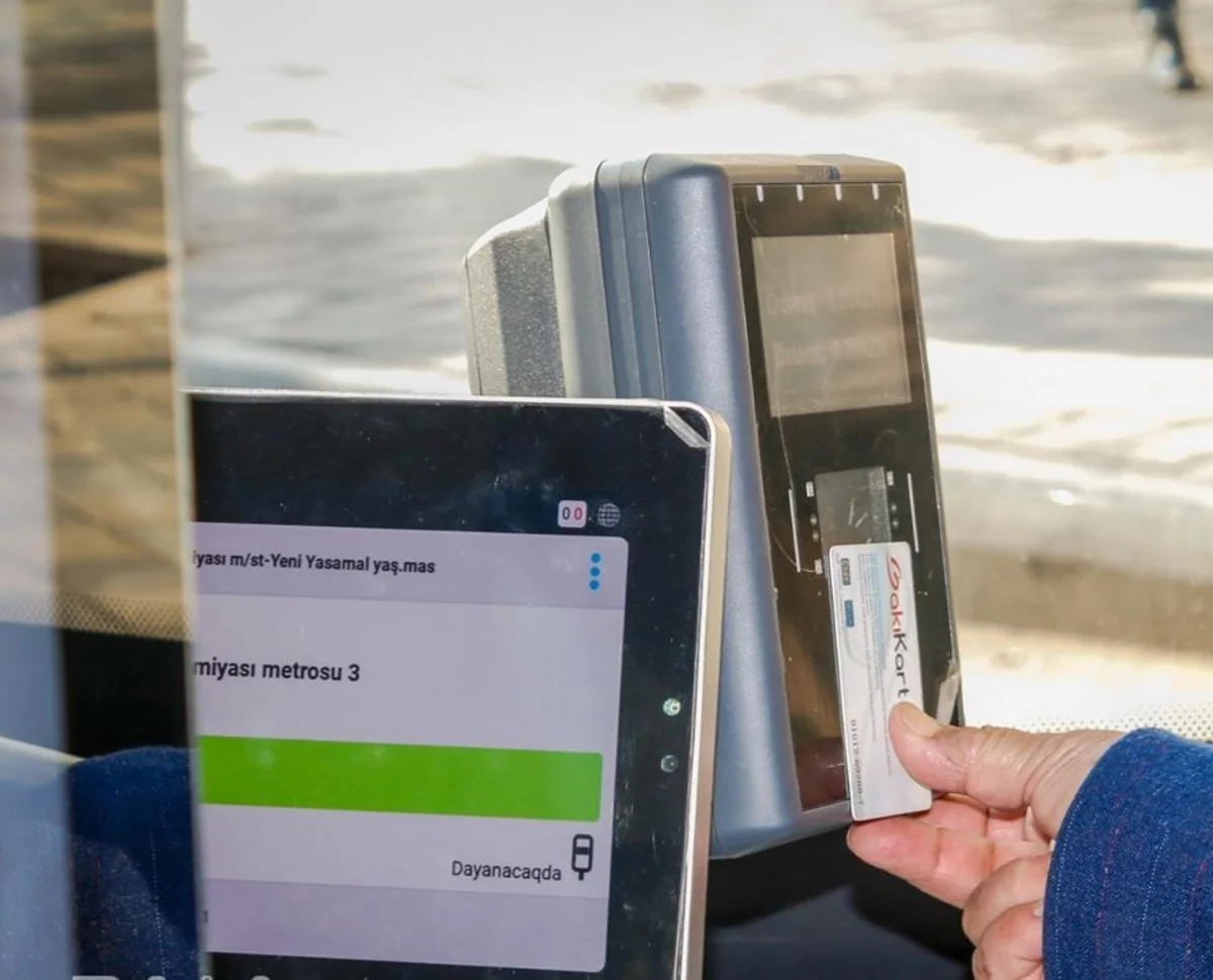 Azerbaijani MP suggests making public transport free for teachers, schoolchildren