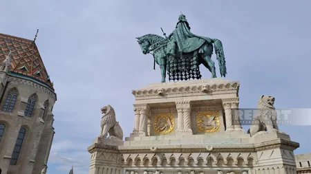 Budapeştdə göylərə yüksələn Azadlıq heykəli: Gellert təpəsində Cabbarlının “Sevil”inin izləri - REPORTAJ