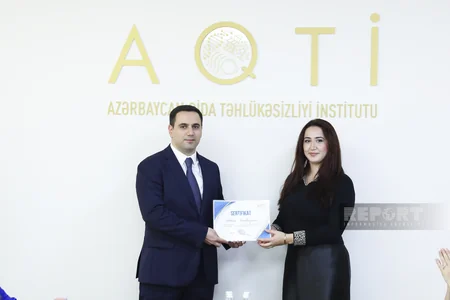 Jurnalistlər AQTİ-nin fəaliyyəti barədə məlumatlandırılıb