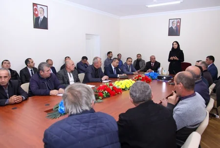 “Aqrar Tədarük və Təchizat”ın rəhbər şəxsləri Quba, Qusar və Xaçmazda fermerlərlə görüşüb