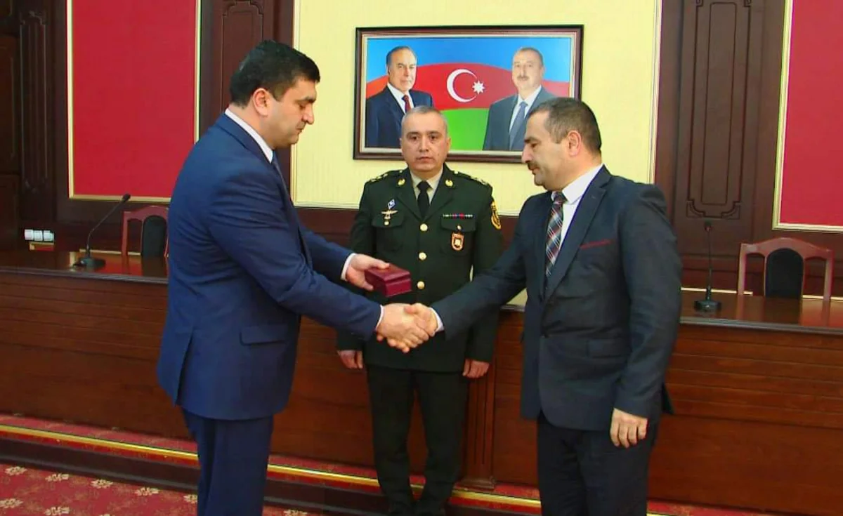 Naxçıvanda şəhidlərin orden və medalları ailə üzvlərinə təqdim edilib