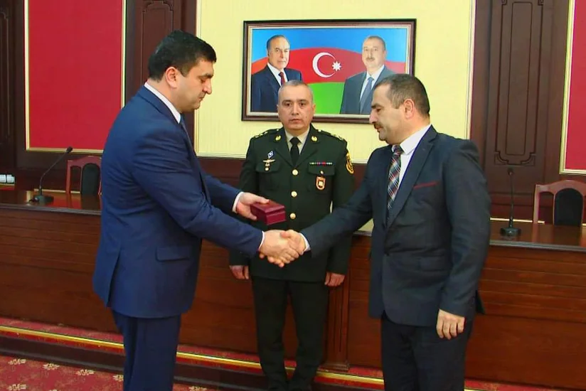 Naxçıvanda şəhidlərin orden və medalları ailə üzvlərinə təqdim edilib