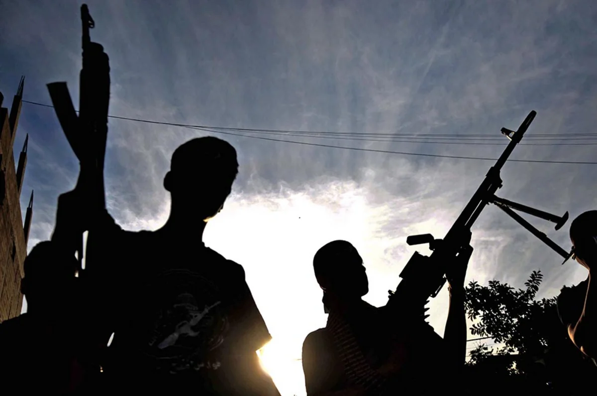 Al-Shabaab militants attack police station in Kenya