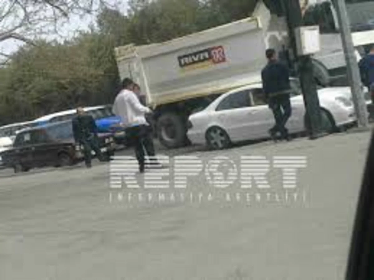 Azərbaycanın tikinti müəssisələrində 12,1 min maşın var