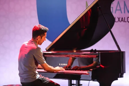 VI Beynəlxalq Musiqi Festivalının “Muğam axşamı” konserti olub
