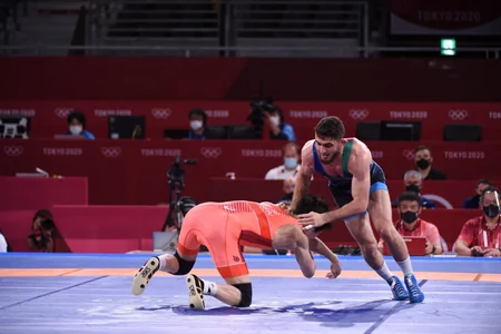 Tokio-2020: Hacı Əliyev gümüş, Mariya Stadnik bürünc medal qazanıb