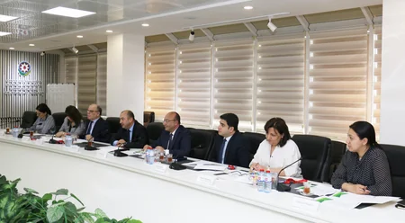 Yerin təkinin geoloji öyrənilməsinə dair Dövlət Proqramı müzakirə edilib