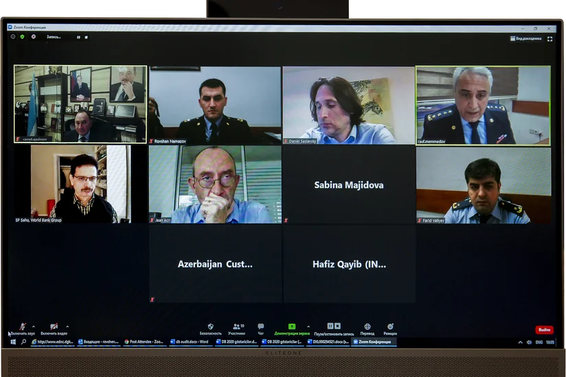 Azərbaycanın gömrük rəsmiləri Dünya Bankının ekspertləri ilə görüş keçirib