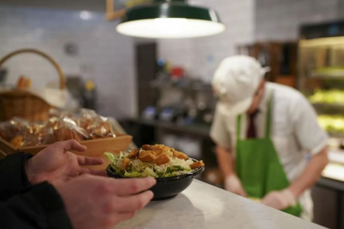 Bakının ictimai iaşə dövriyyəsi 72 %-dən çox azalıb